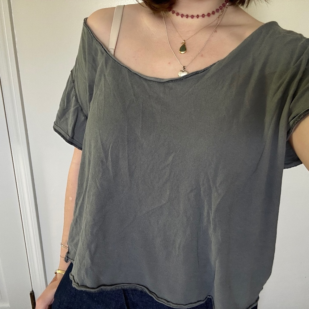 Off the shoulder t